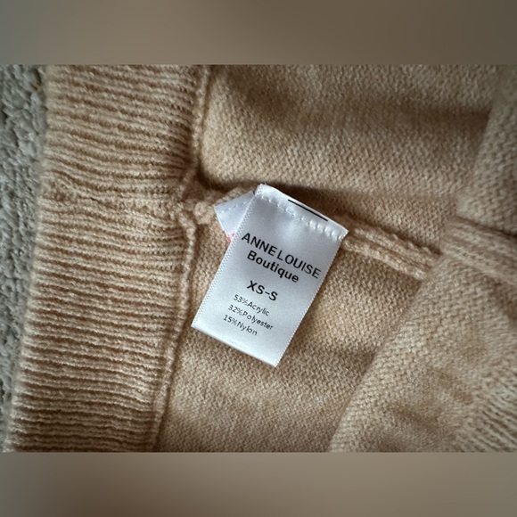 Bow Knit Set - New! - Picture 13 of 14